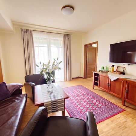 Jasny Dwor Hotel Polanica-Zdroj Bagian luar foto