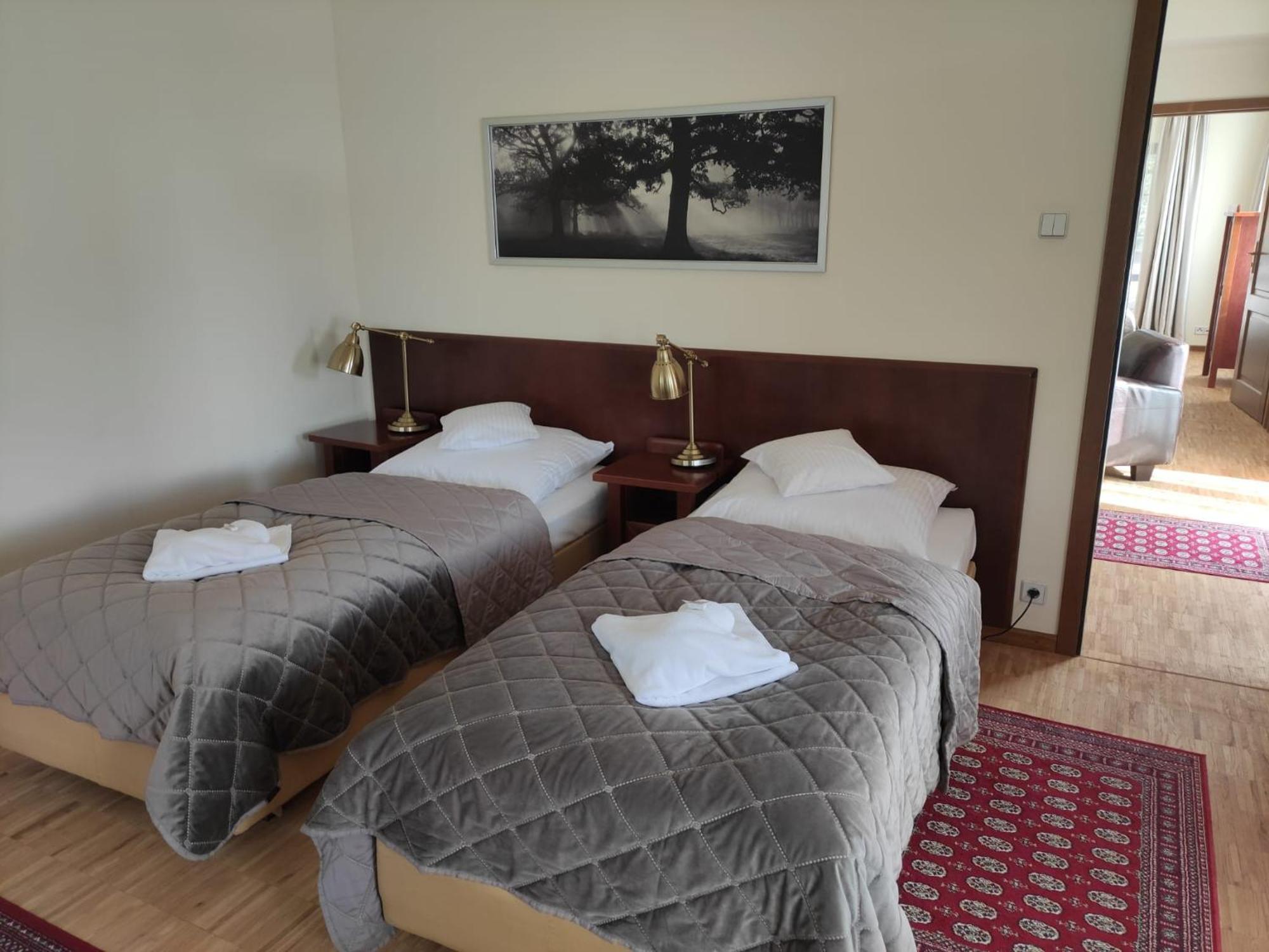 Jasny Dwor Hotel Polanica-Zdroj Bagian luar foto