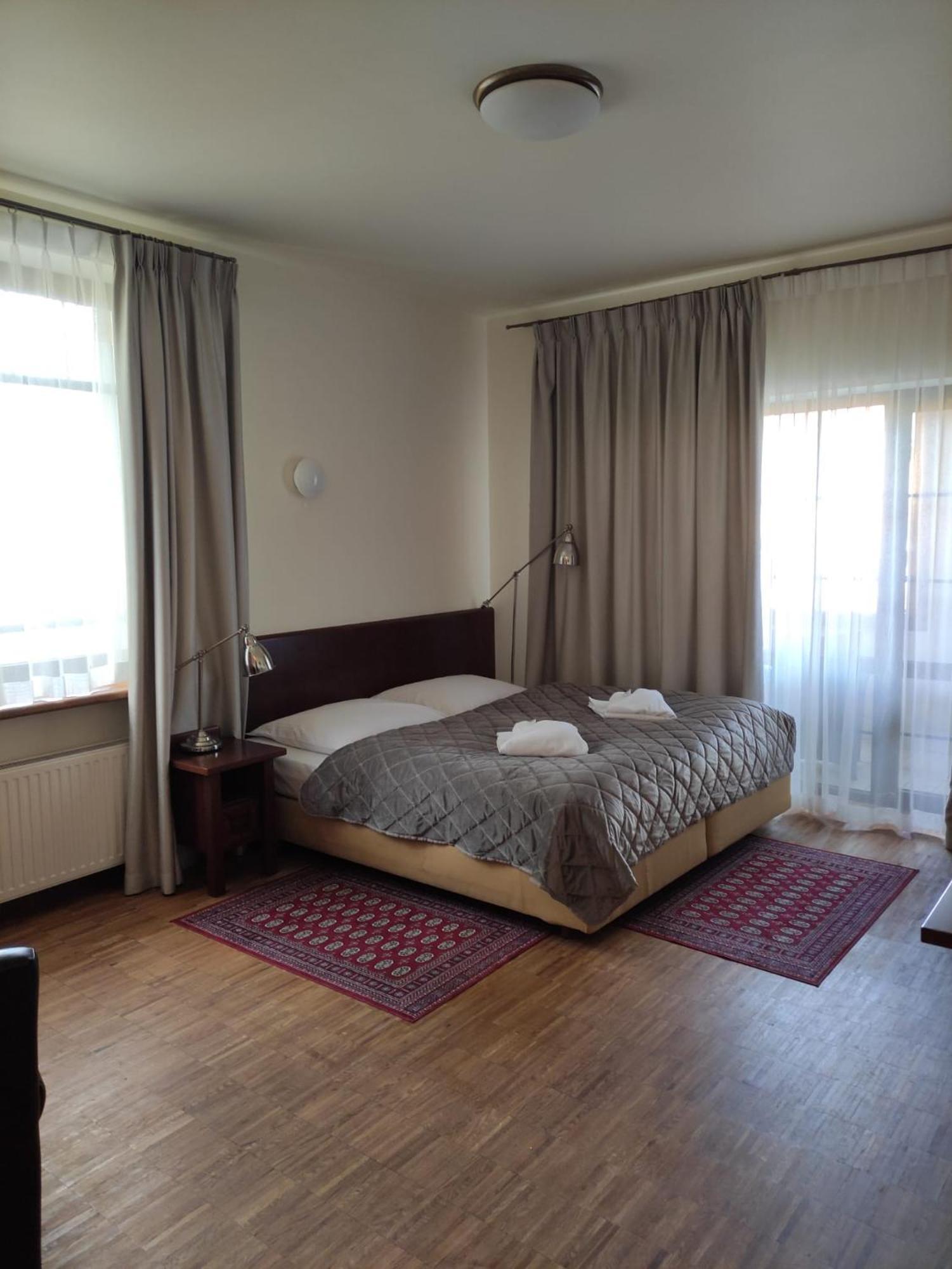 Jasny Dwor Hotel Polanica-Zdroj Bagian luar foto