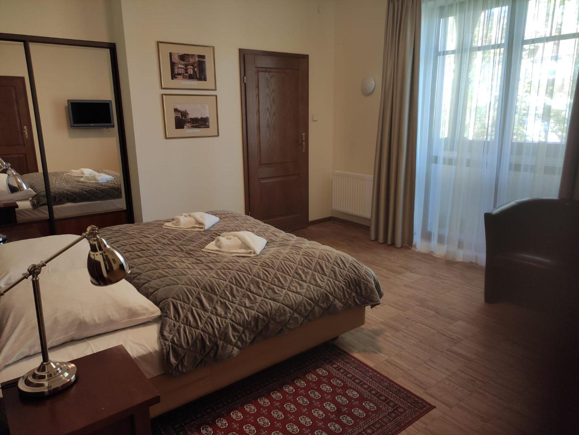 Jasny Dwor Hotel Polanica-Zdroj Bagian luar foto