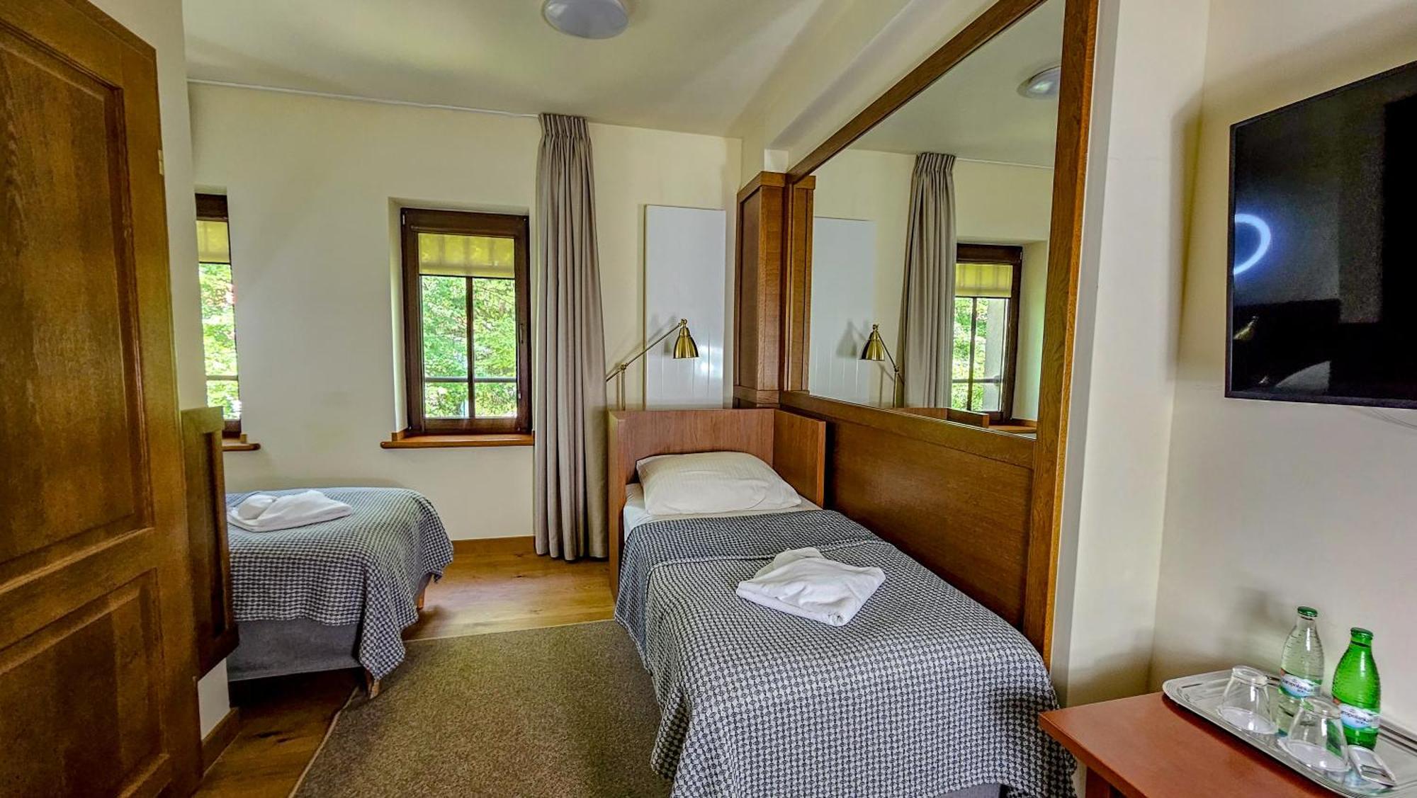 Jasny Dwor Hotel Polanica-Zdroj Bagian luar foto